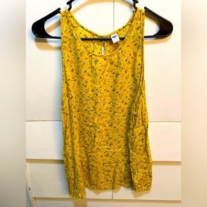 Old Navy Size XL Yellow Floral Sleeveless Blouse